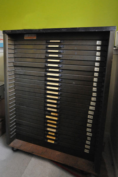 Hamilton Type Cabinet W Type For Sale Or Donating Ladies Of